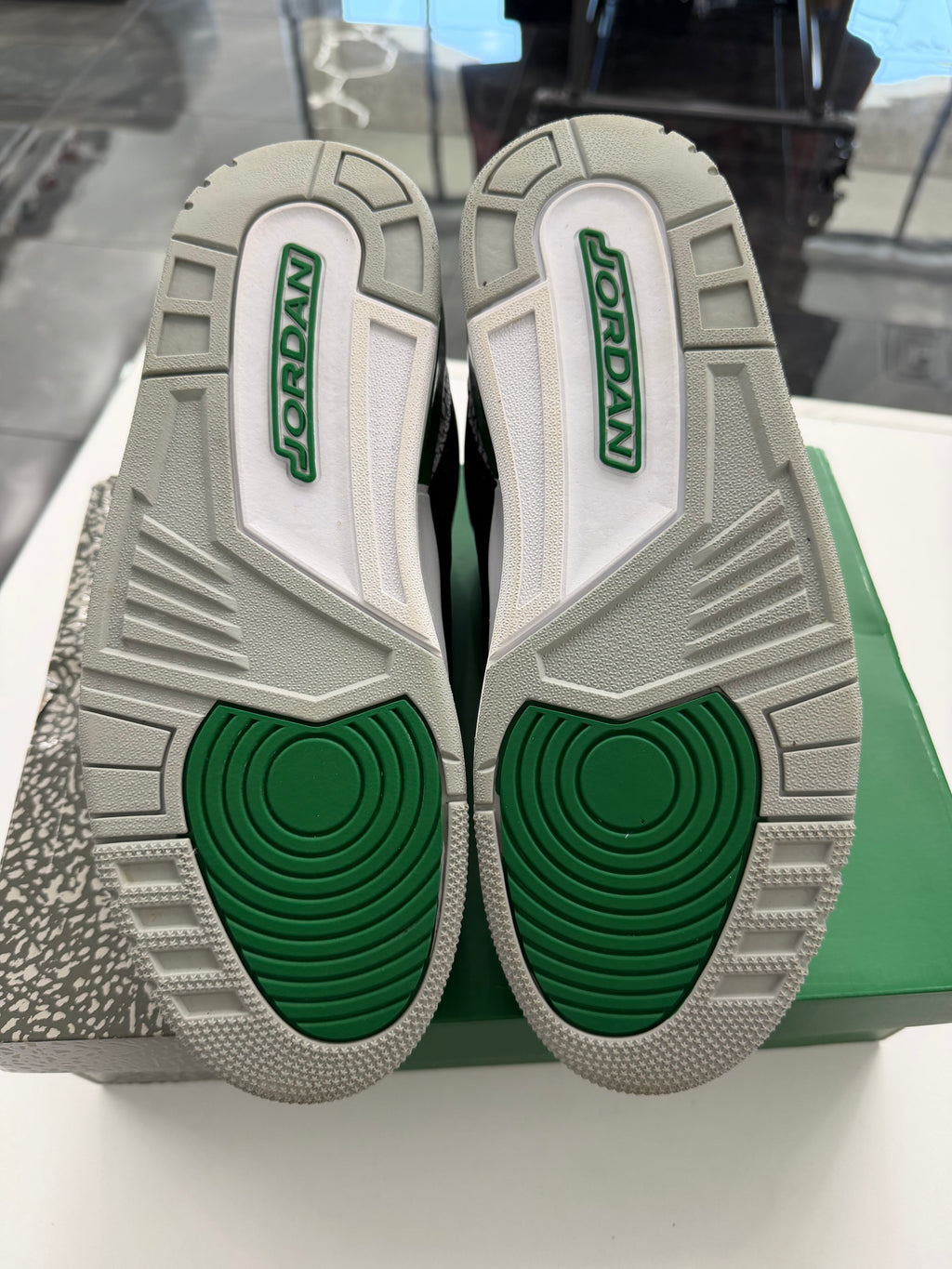 Jordan 3 Retro Pine Green
