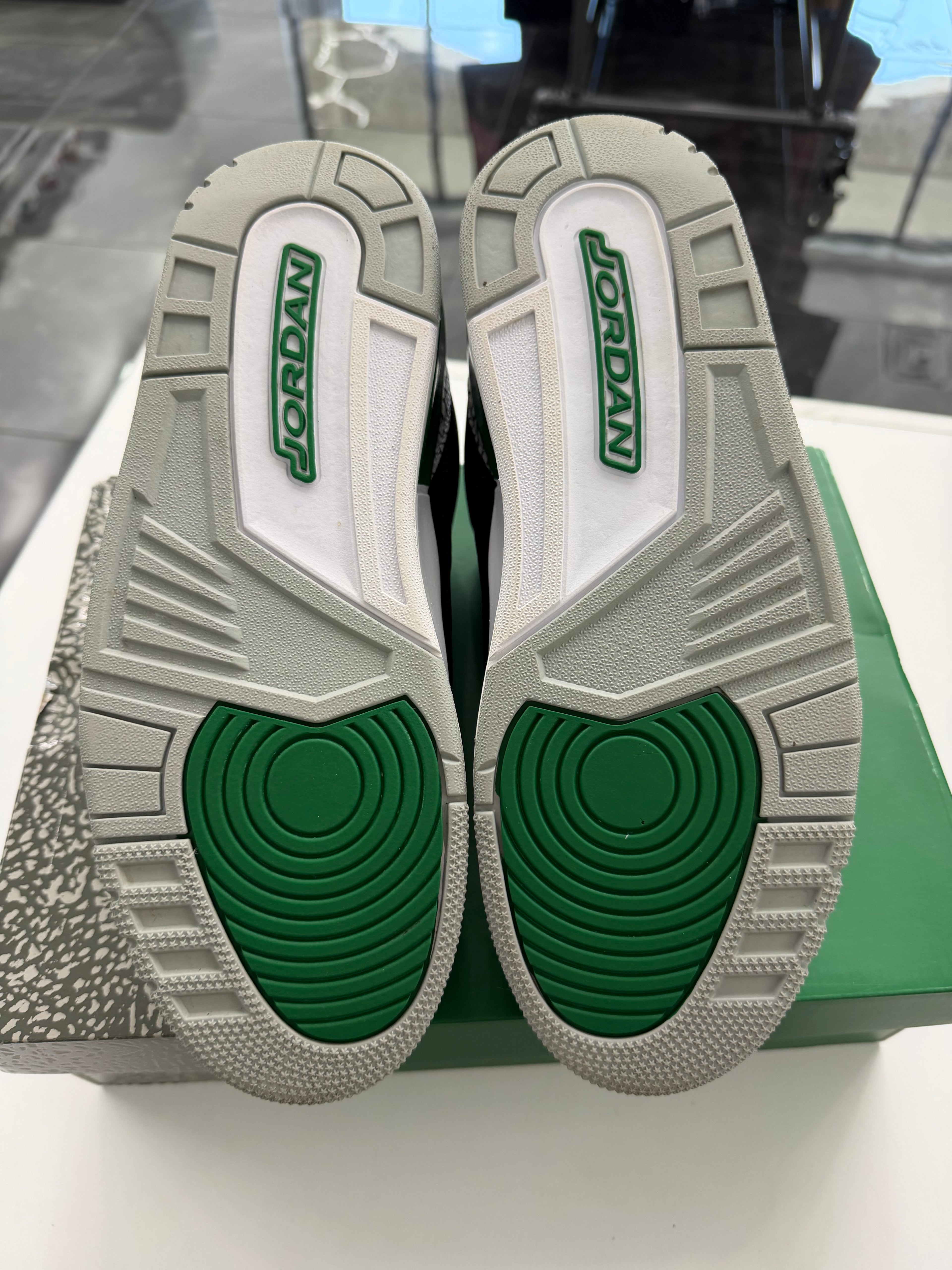 Jordan 3 Retro Pine Green