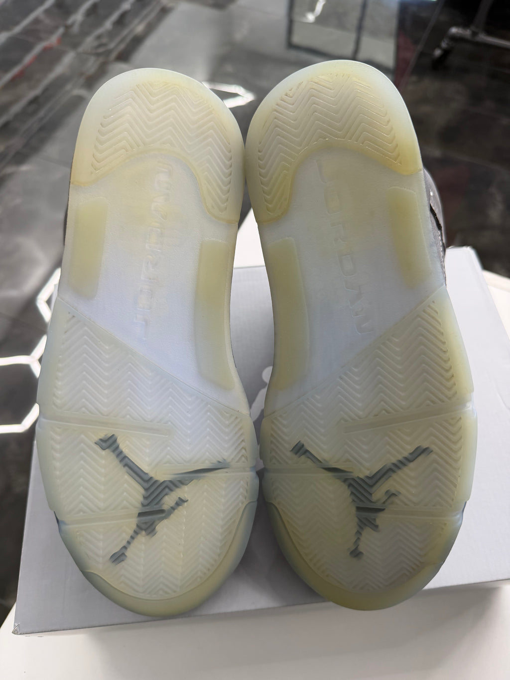 Jordan 5 Retro Wolf Grey (2026)