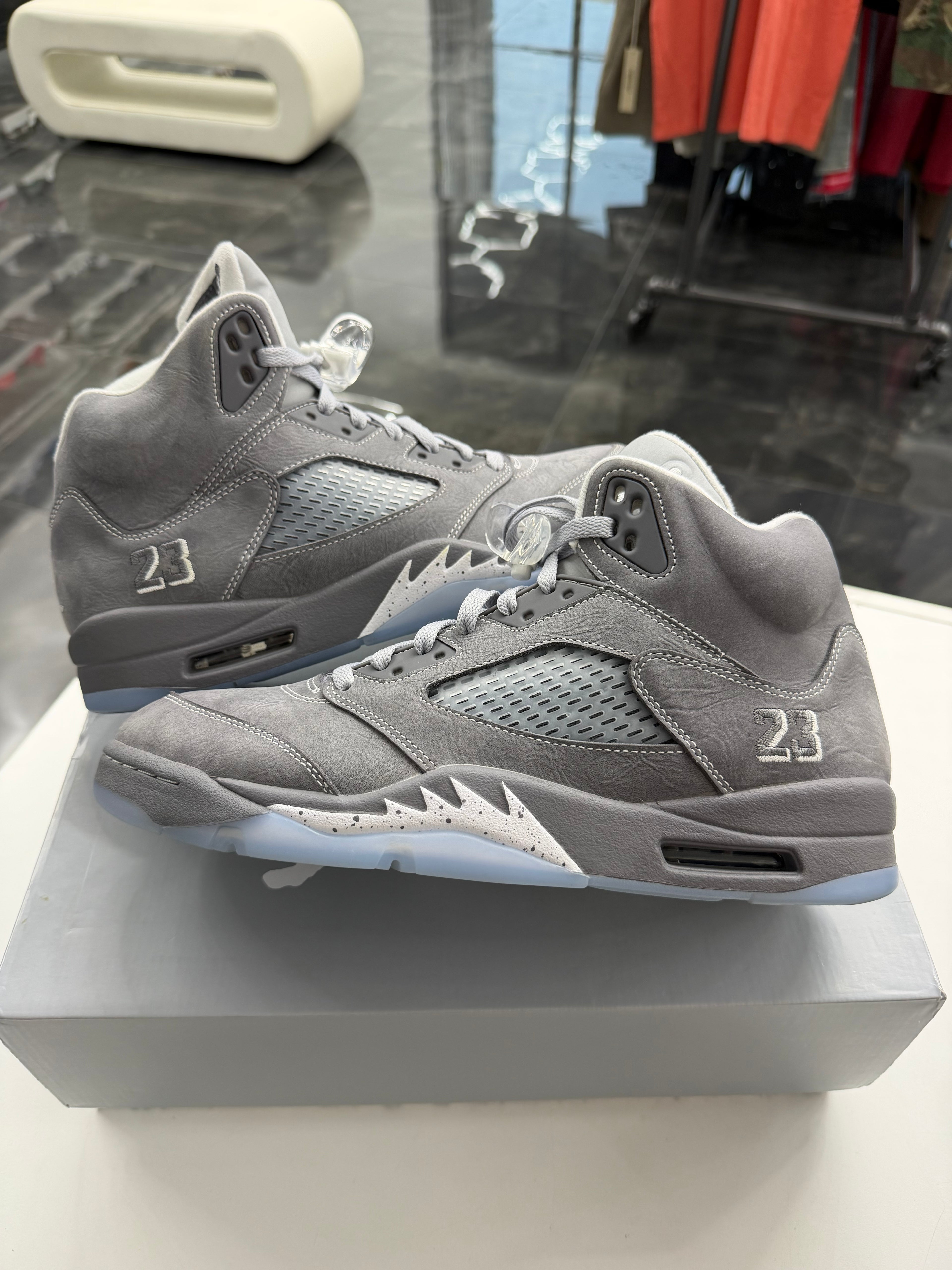 Jordan 5 Retro Wolf Grey (2026)