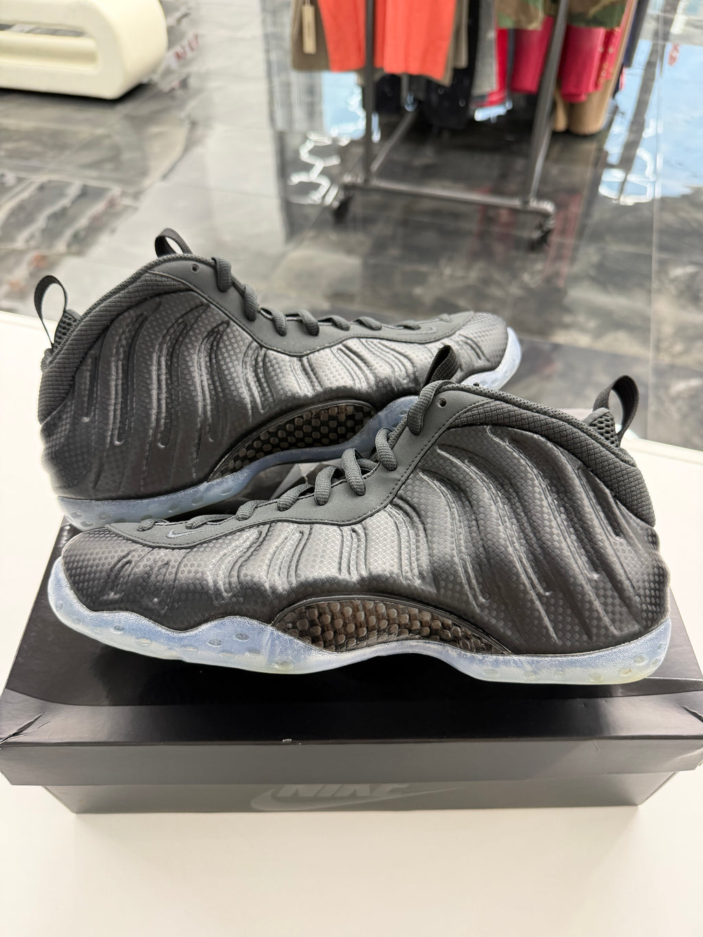 Nike Air Foamposite One Carbon Fiber