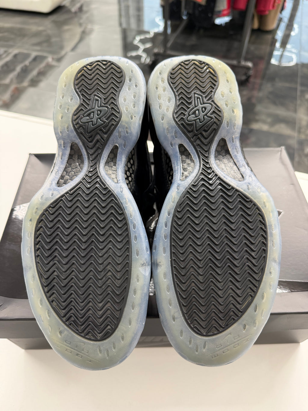 Nike Air Foamposite One Carbon Fiber