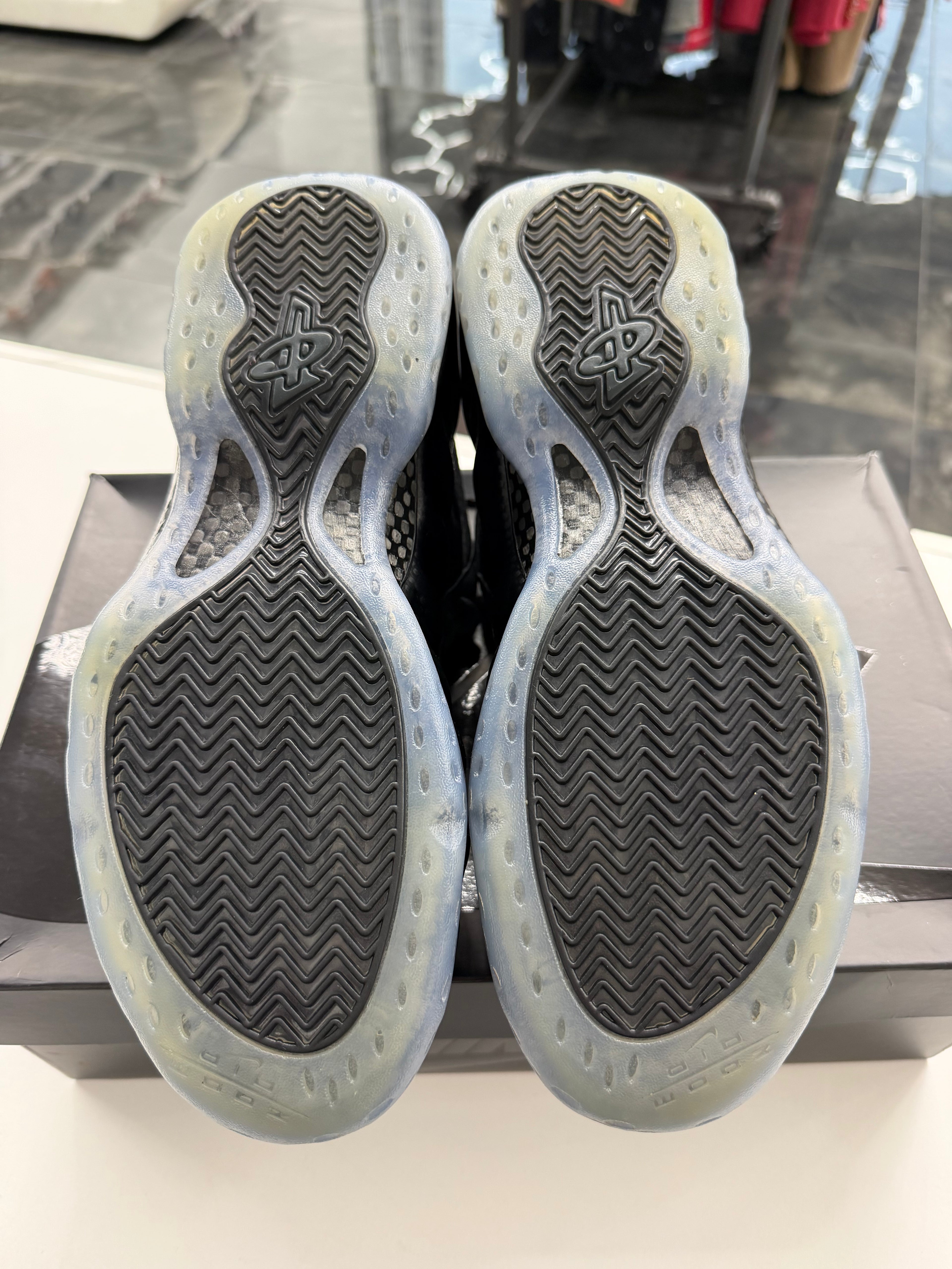 Nike Air Foamposite One Carbon Fiber