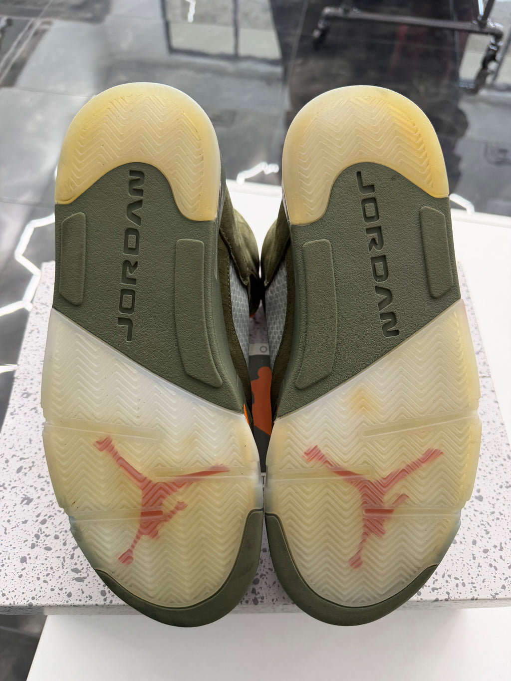 Jordan 5 Retro Olive (2024)