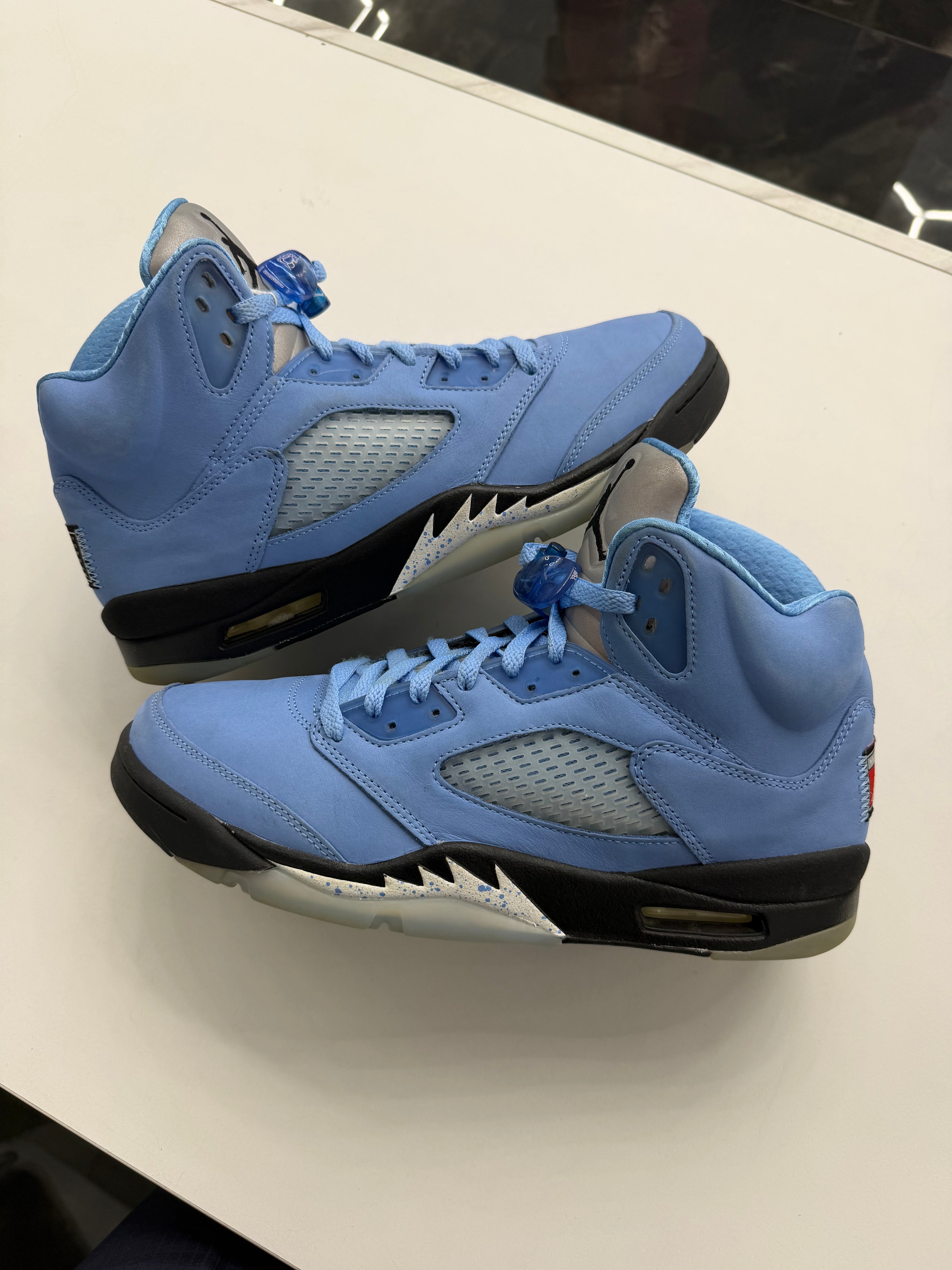 Jordan 5 Retro UNC University Blue (NO BOX)