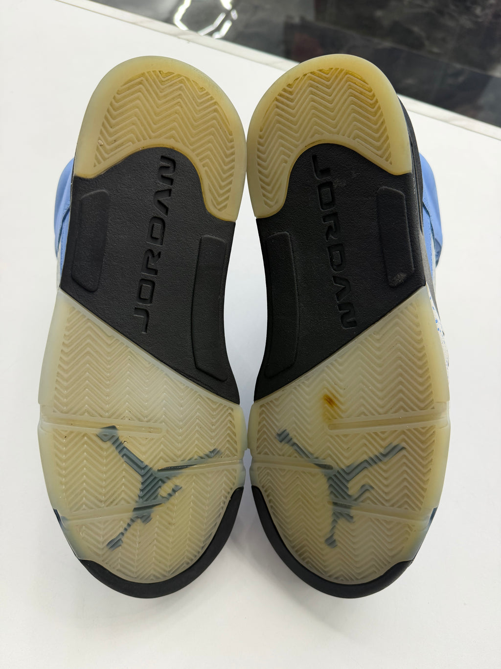 Jordan 5 Retro UNC University Blue (NO BOX)