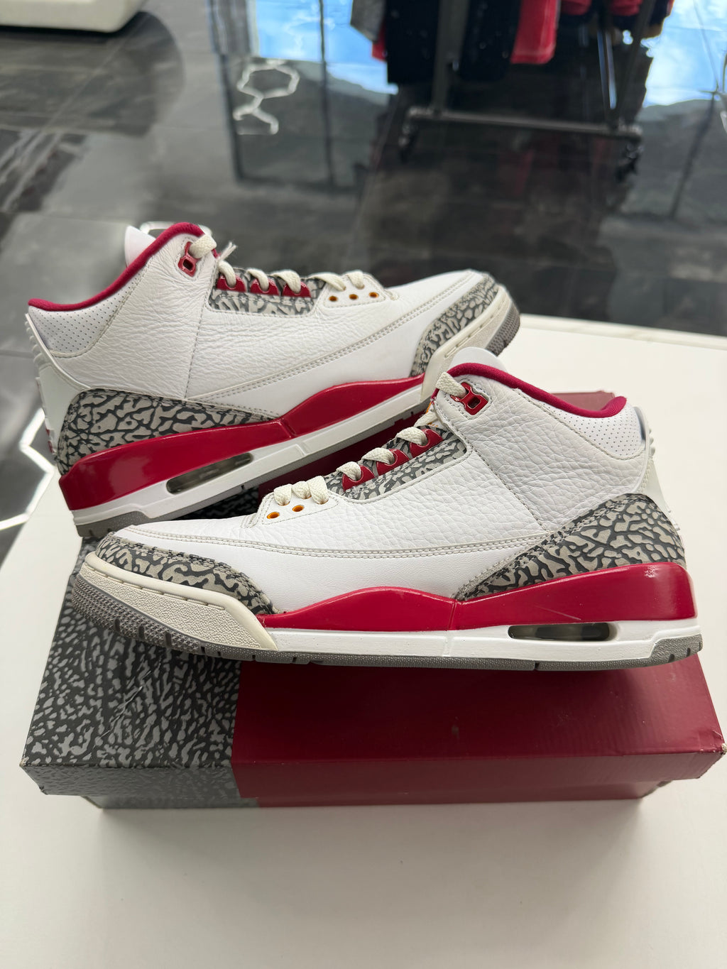 Jordan 3 Retro Cardinal Red