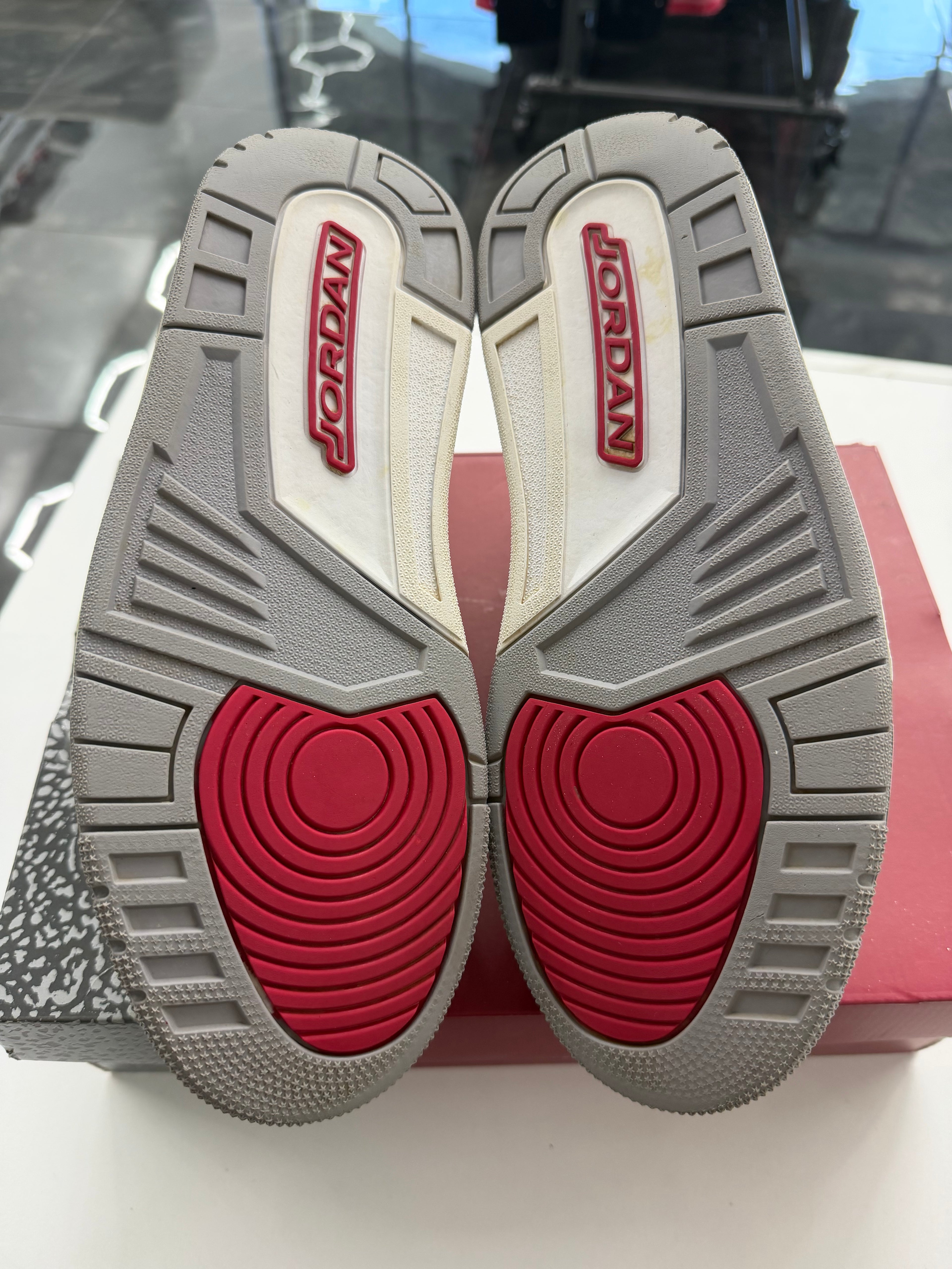 Jordan 3 Retro Cardinal Red