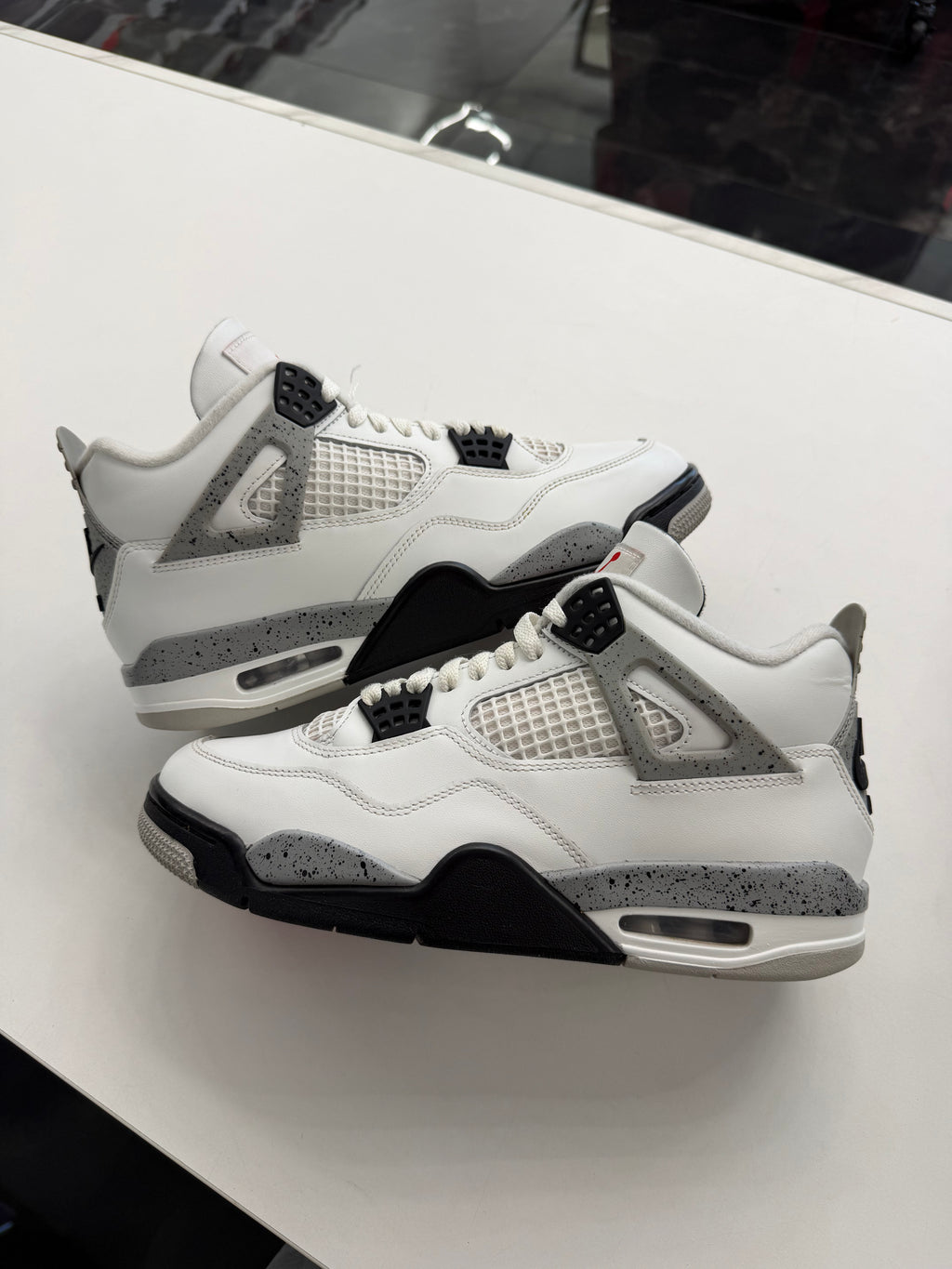 Jordan 4 Retro OG White Cement (2025) (NO BOX)