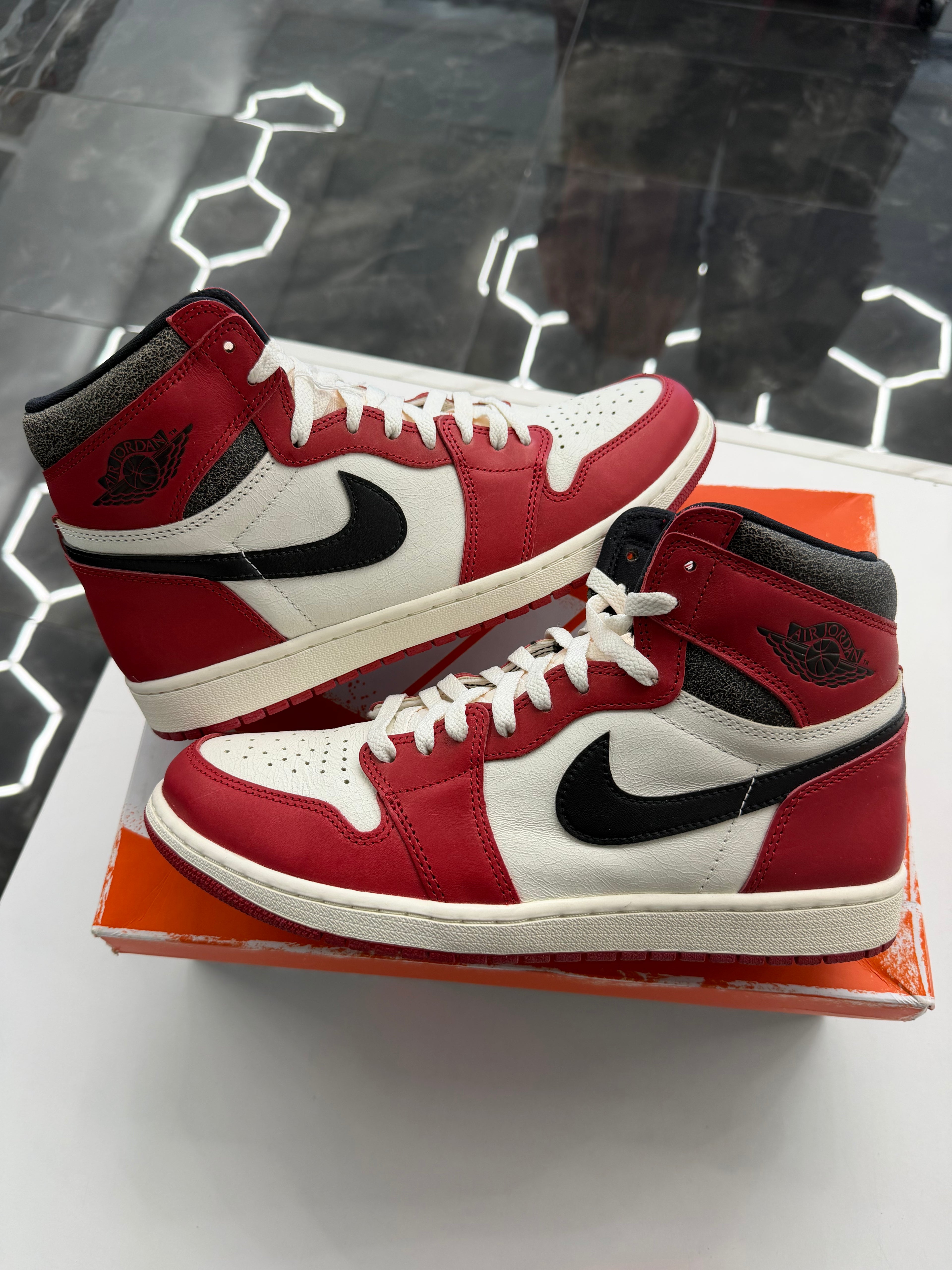 Jordan 1 Retro High OG Chicago Lost and Found