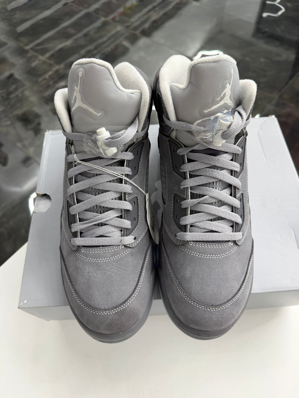 Jordan 5 Retro Wolf Grey (2026)