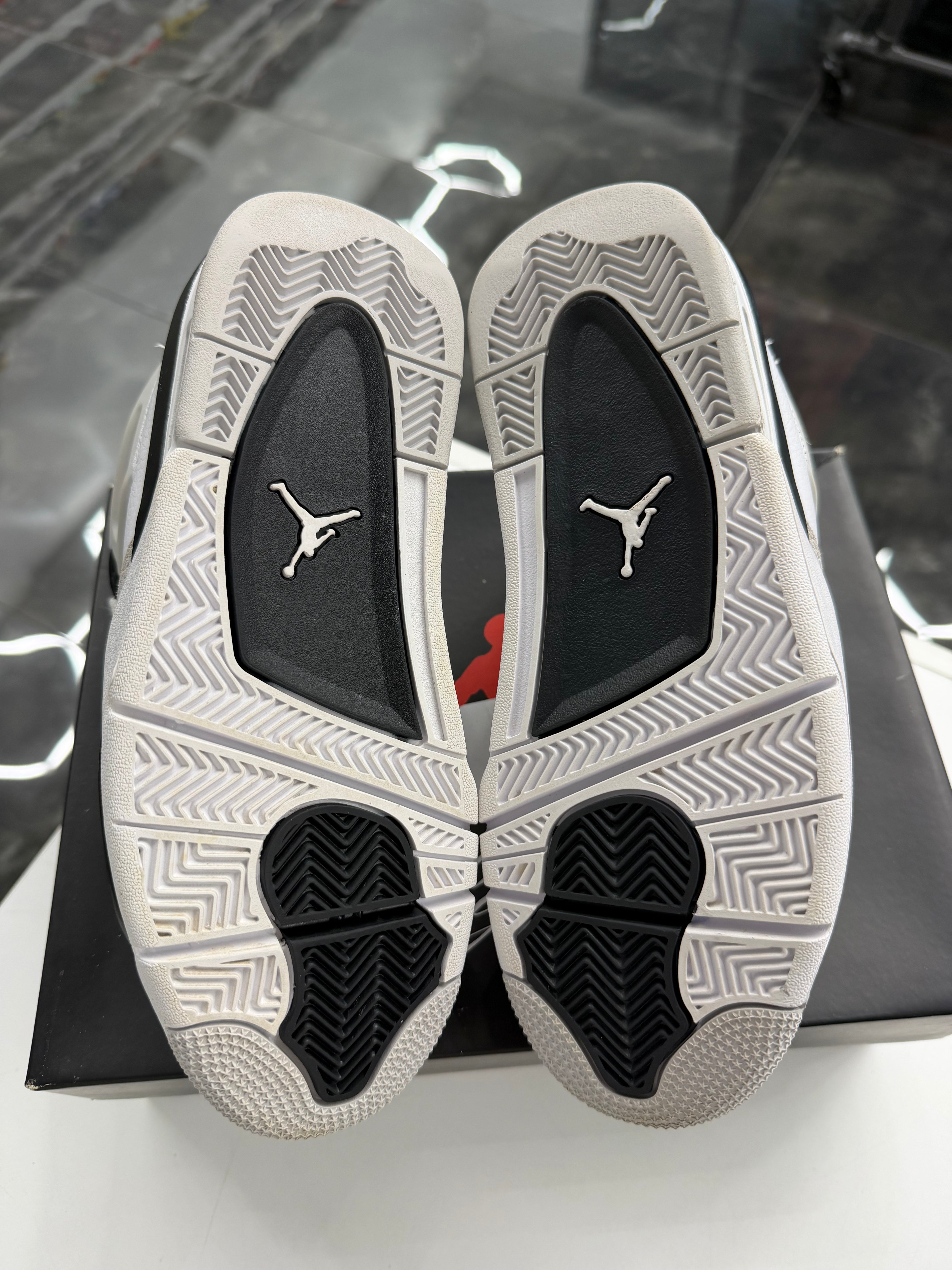 Jordan 4 Retro Military Black (GS)