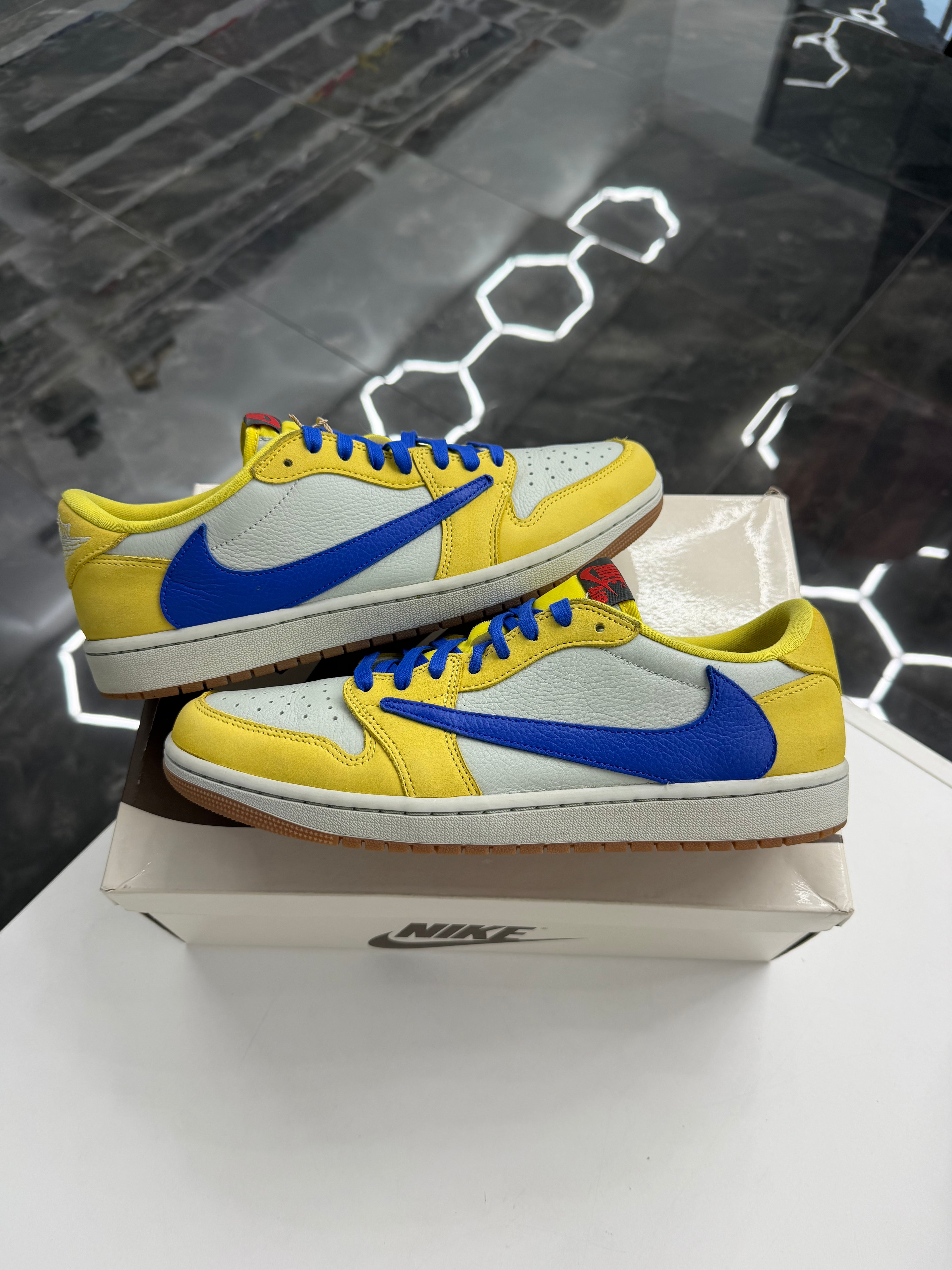Jordan 1 Retro Low OG SP Travis Scott Canary (Women’s)