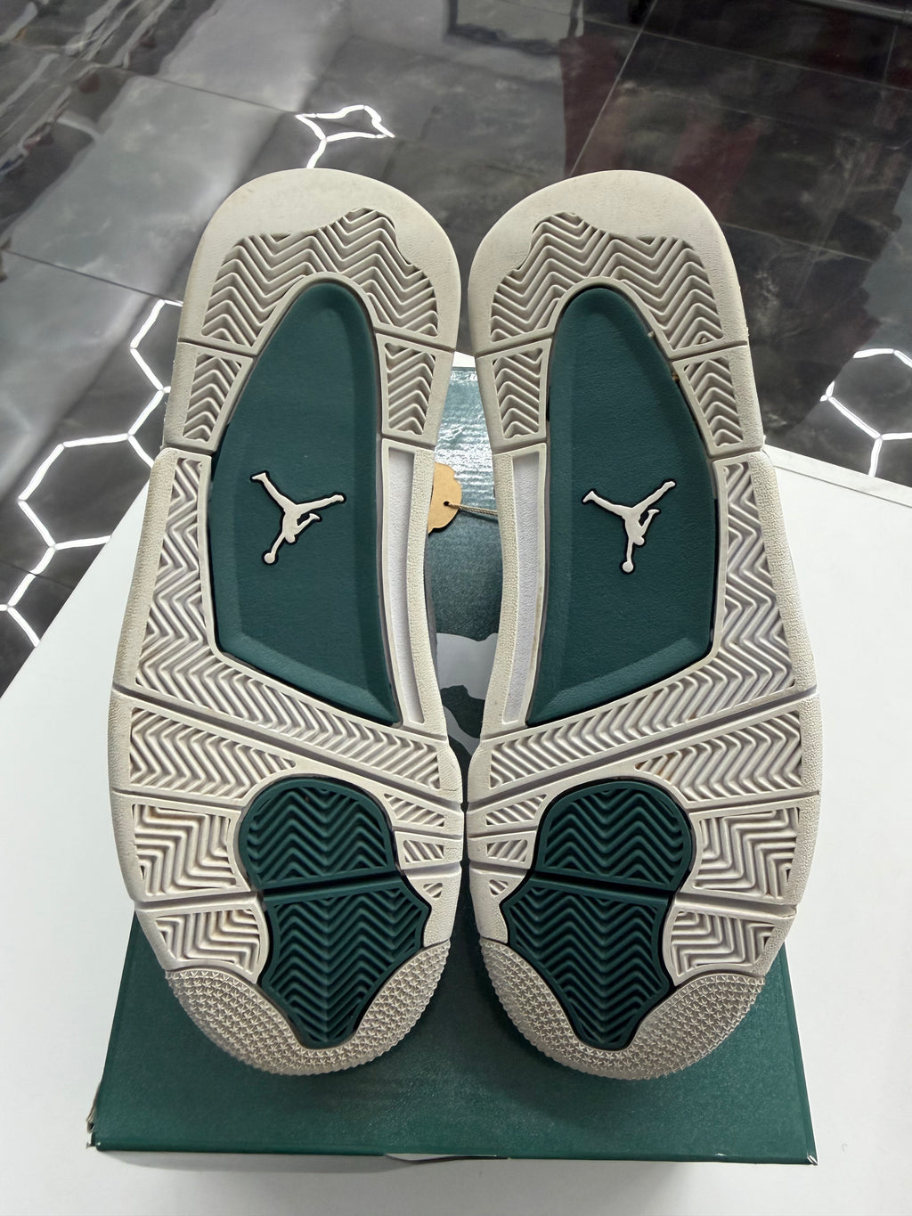 Jordan 4 Retro Oxidized Green