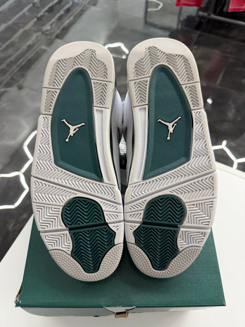 Jordan 4 Retro Oxidized Green