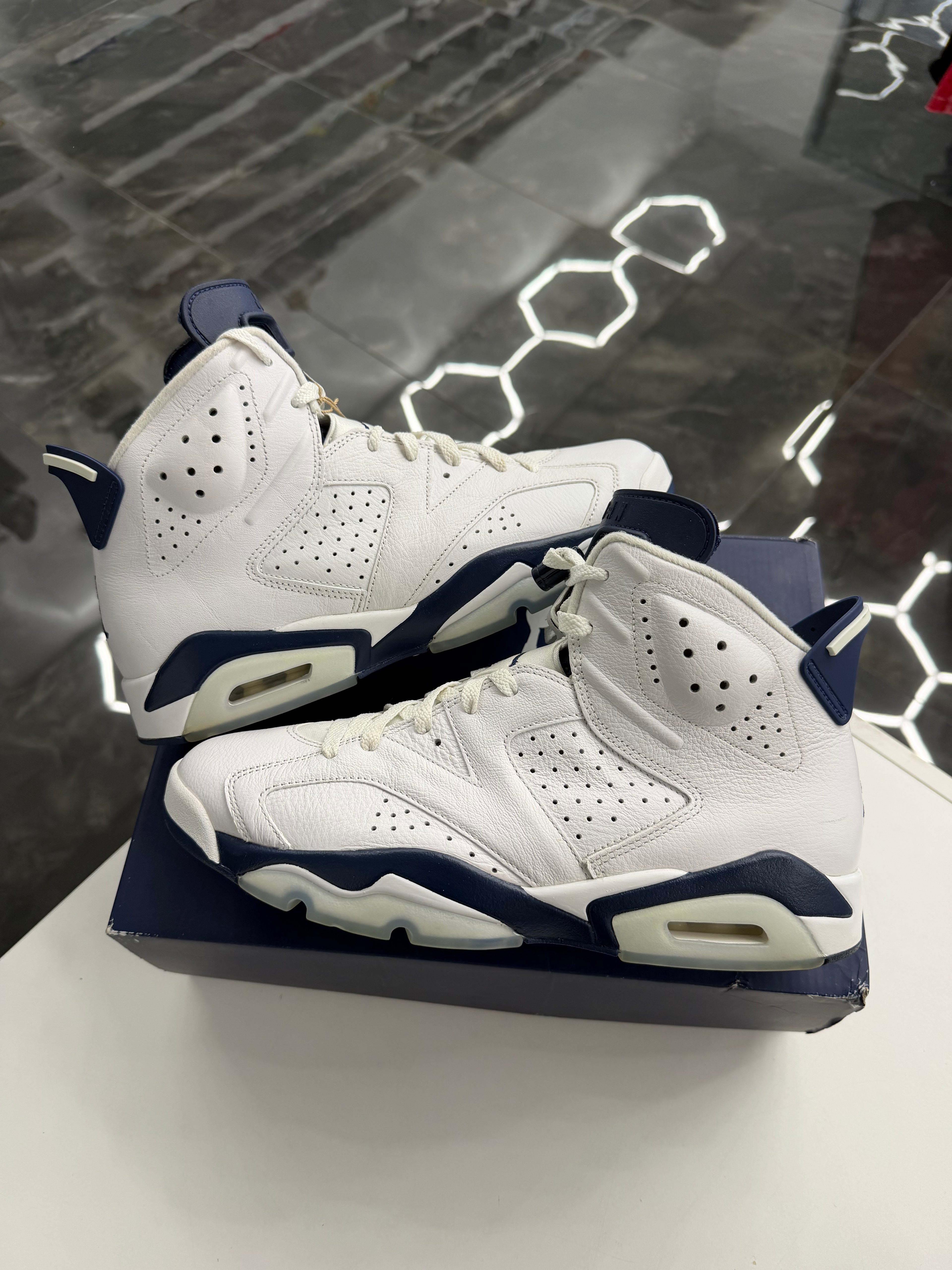 Jordan 6 Retro Midnight Navy (2022)