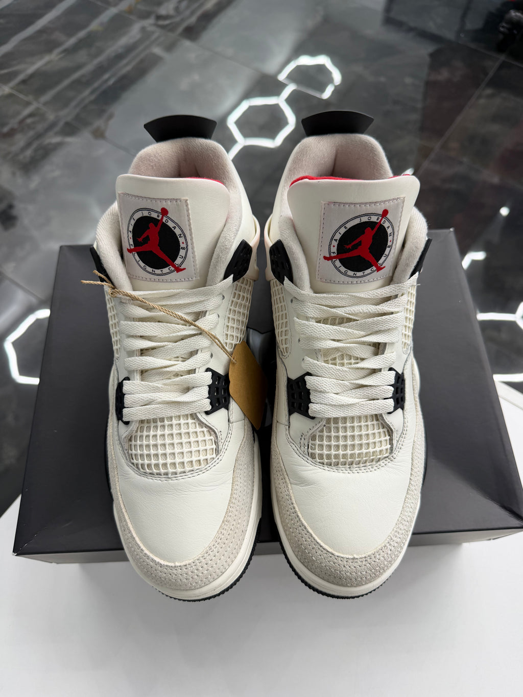 Jordan 4 Retro Flight Club