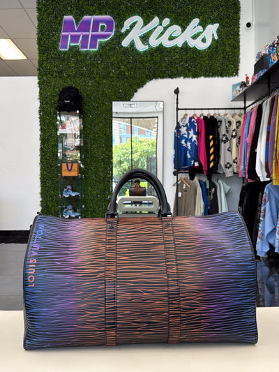 Louis Vuitton Keepall Bandouliere
50 Gradient Electric Sun