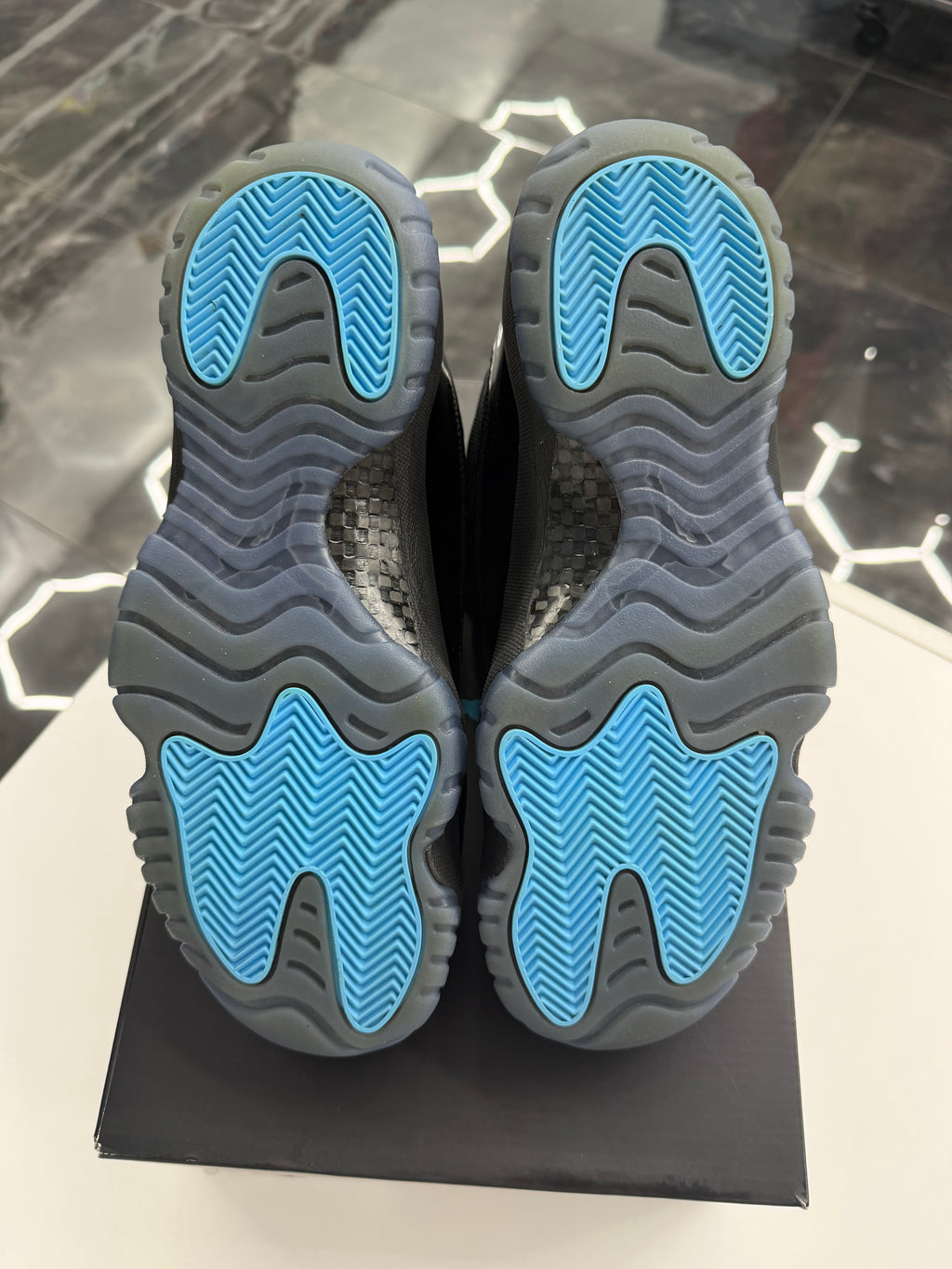 Jordan 11 Retro Gamma Blue (2025)