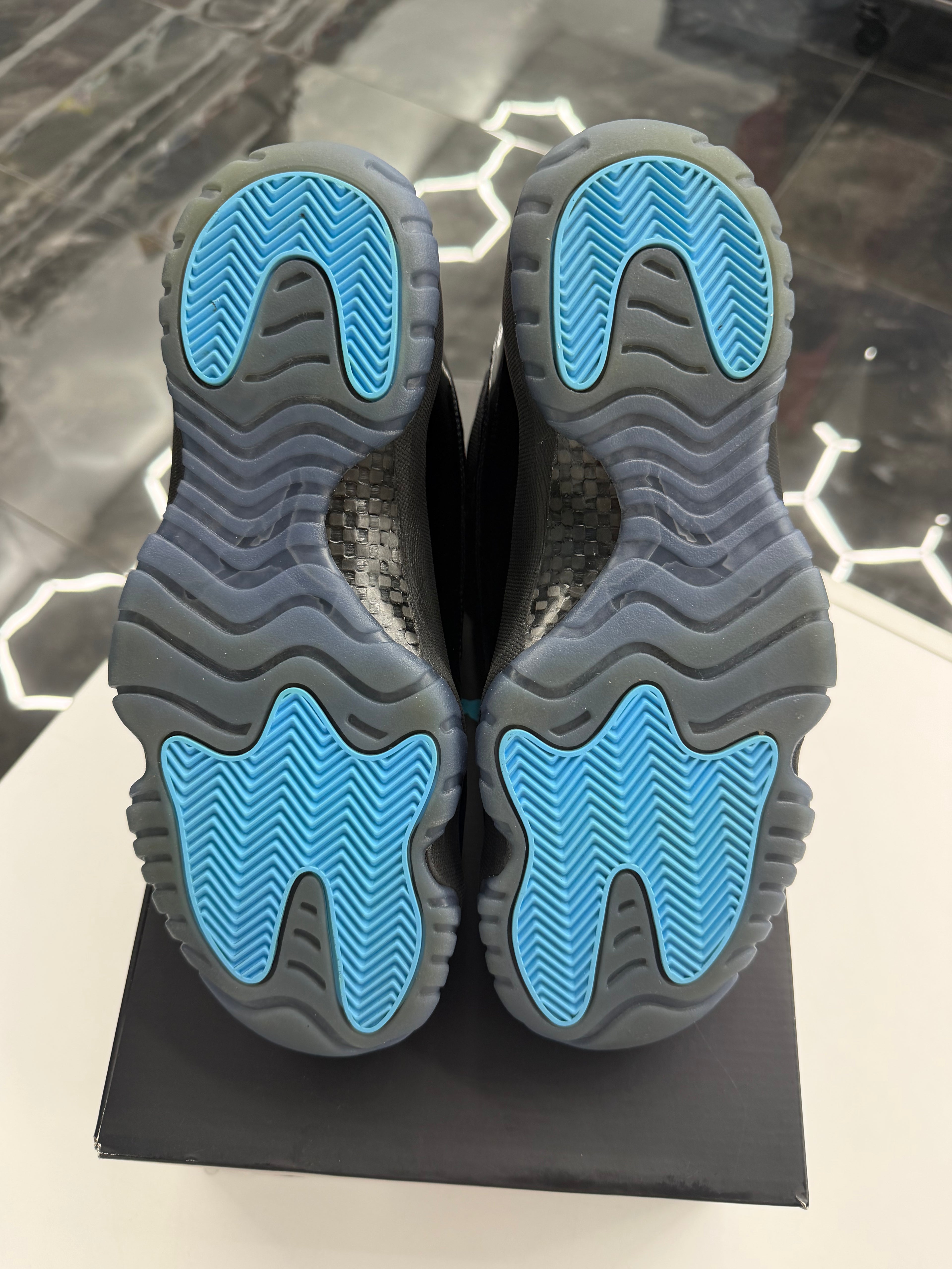Jordan 11 Retro Gamma Blue (2025)