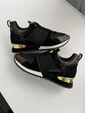 Louis Vuitton Run Away (NO BOX)