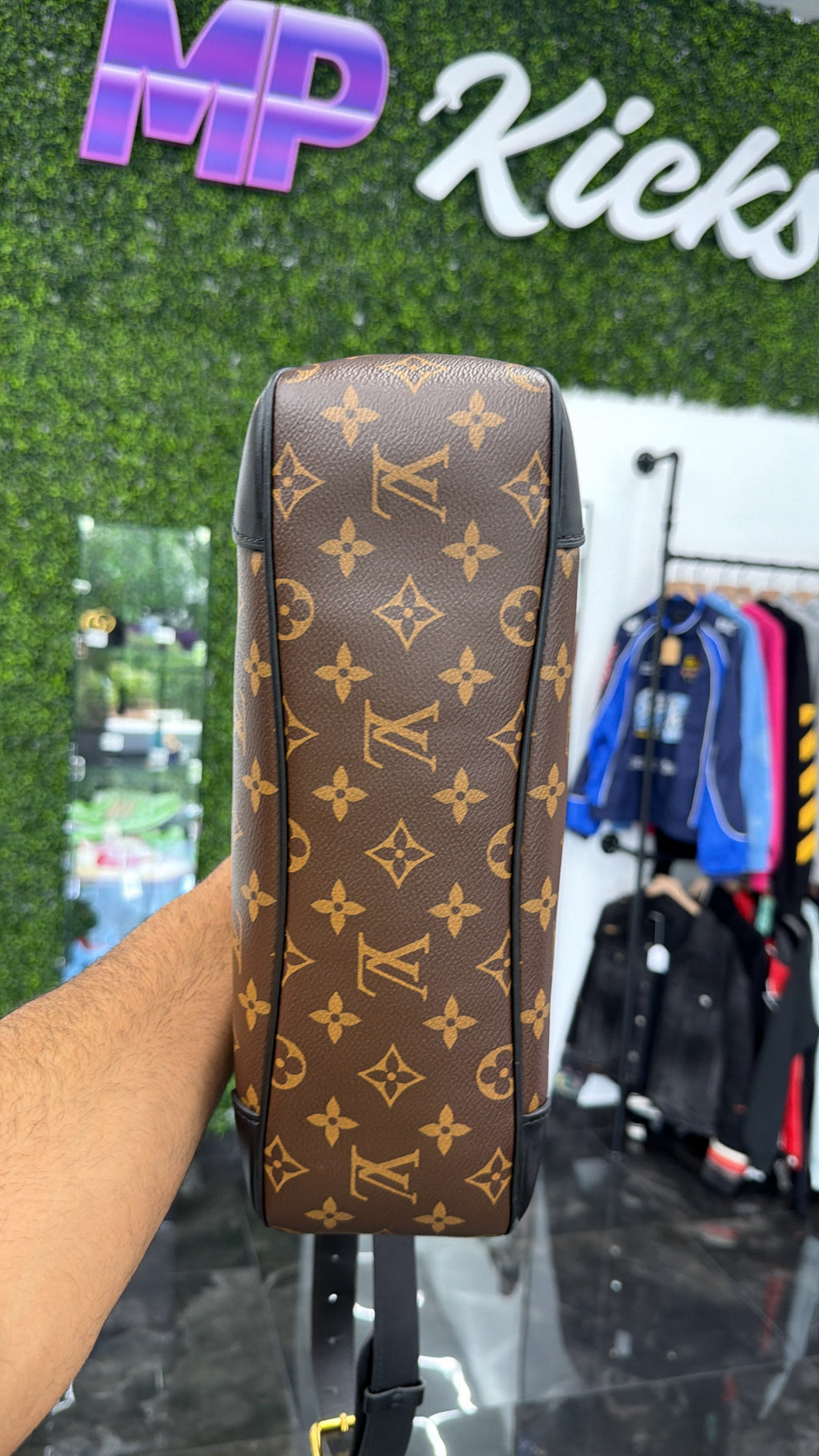 Louis Vuitton Odeon NM MM