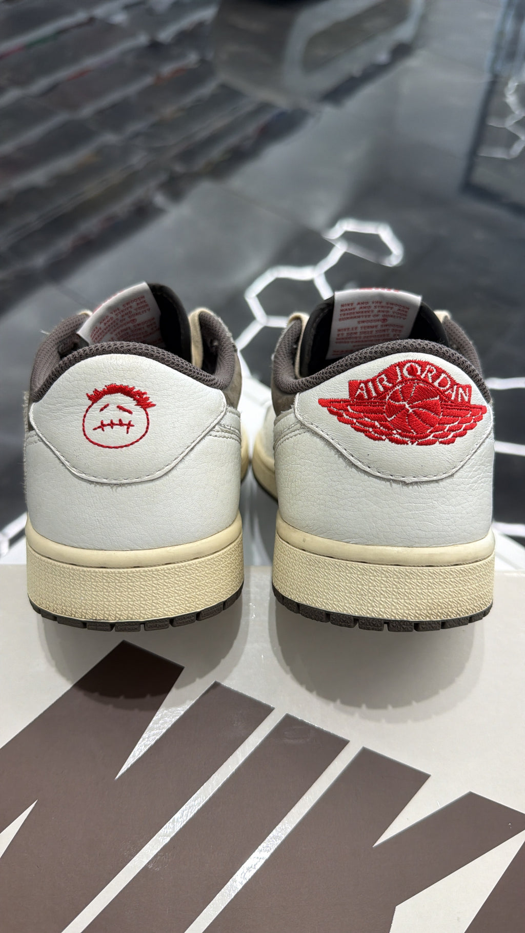 Nike x Travis Scott Air Jordan 1 Low OG 'Reverse Mocha'