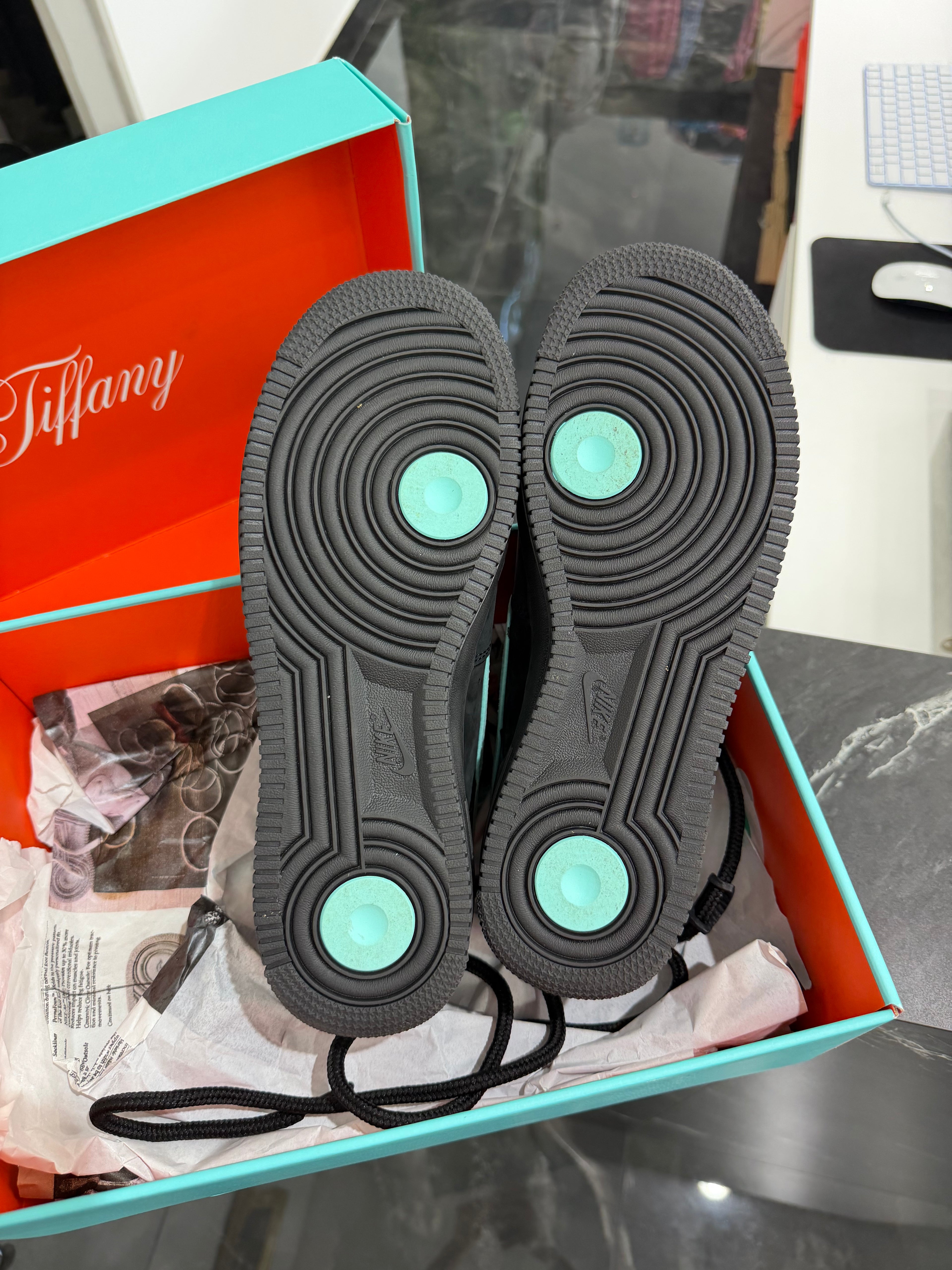 Nike Air Force 1 Low "Tiffany & Co.